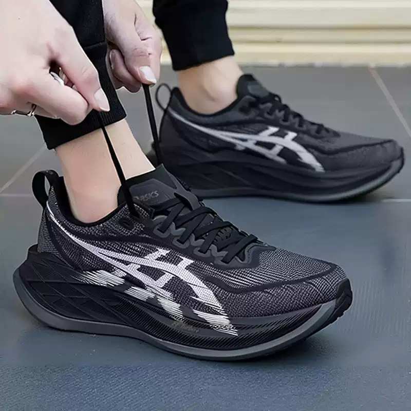 Asics SUPERBLAST 3 FF TURBO Sc - Running Gear Asics recensione e prezzo